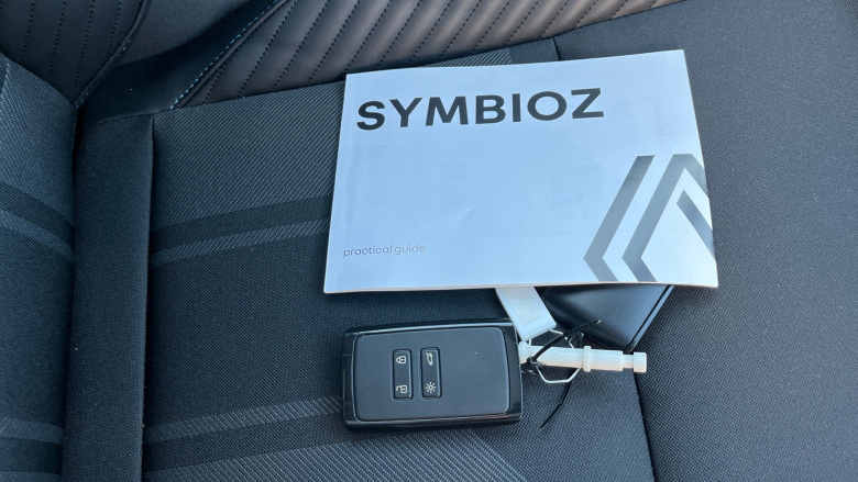 Renault Symbioz 1.6 E-Tech FHEV 145 Iconic Esprit Alpine 5dr Auto Hybrid Estate